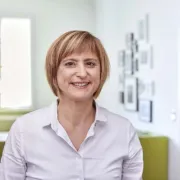 Dr. Odette Deuber